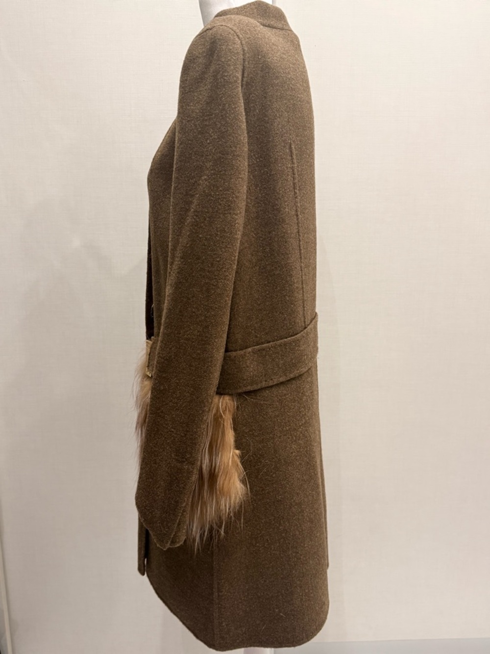 Fendi Brown Wool Trench Coat with Fur Pocket Accents - Picture 2 of 4